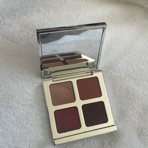IL Makiage 4 shade eyeshadow palette